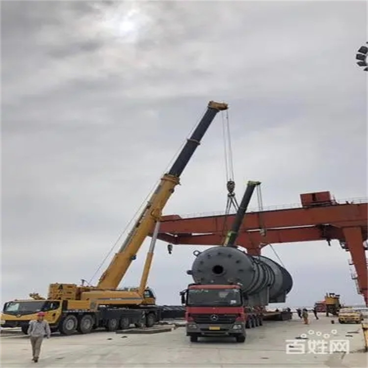 满城如何选择好的吊车出租进行设备吊装